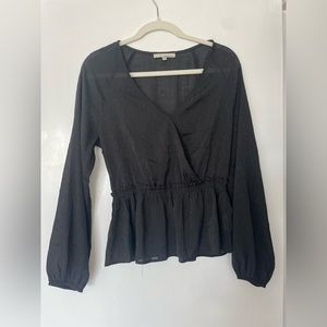 JUNE AND HUDSON v-neck long sleeve black top, S